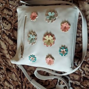 LATIQUE vegan leather crossbody